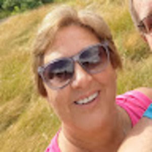 Meet your Posher, Beth